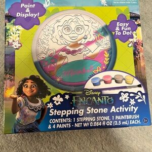 NWT Disney Encanto Mirabel Stepping Stone Painting Kit